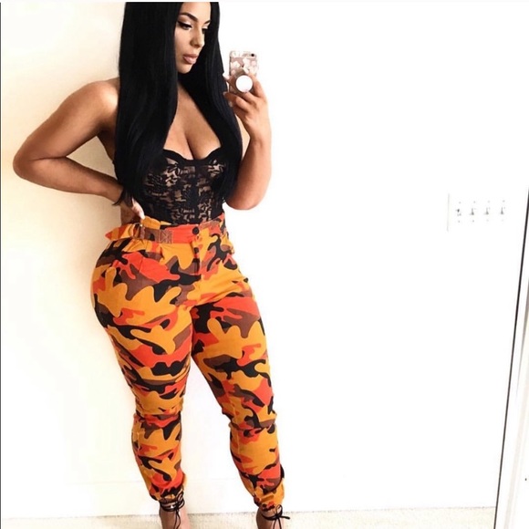 Fashion Nova Pants - Orange camo pants